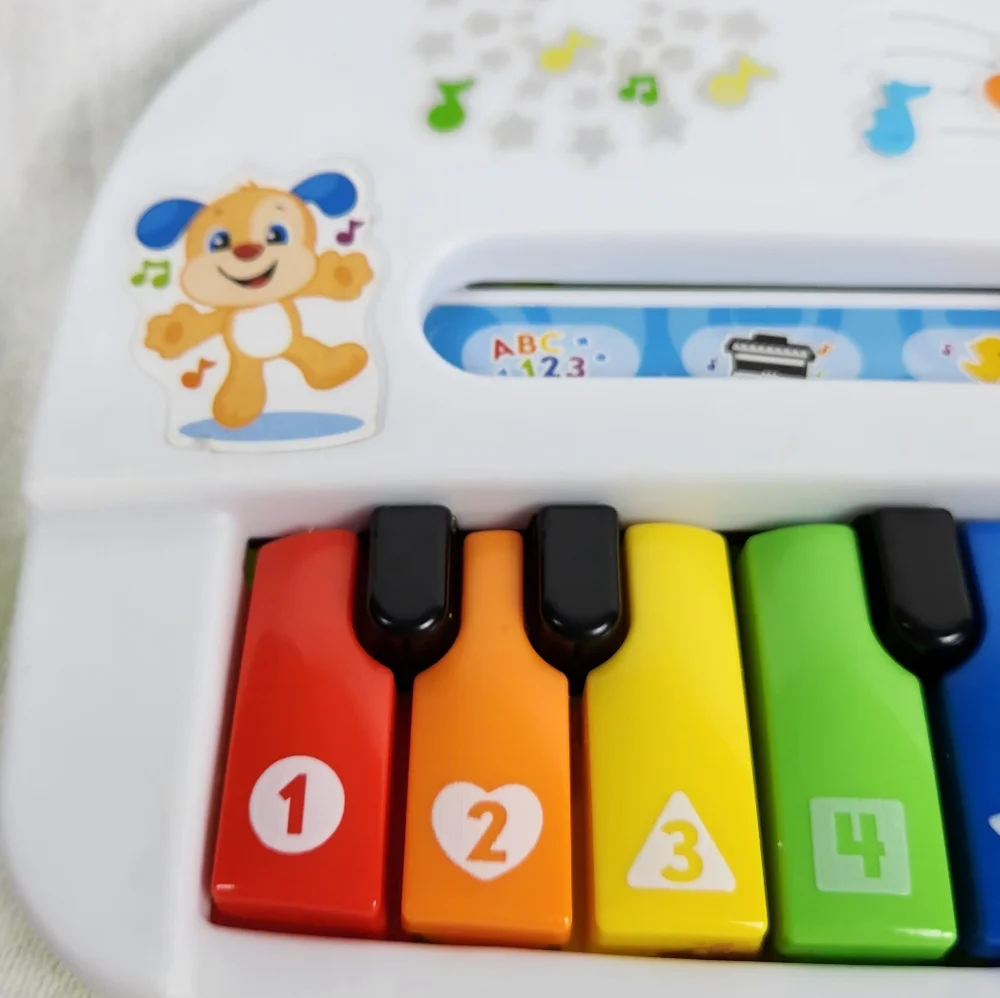 Fisher Price Laugh And Learn Silly Sounds Light Up Piano Keyboard Toy